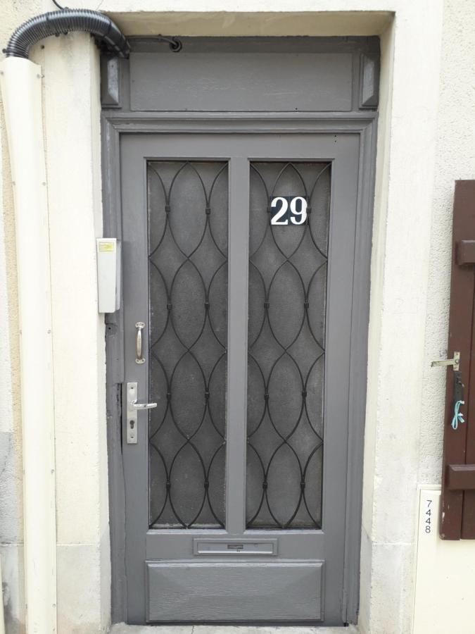 Loft Haut De Gamme Centre Montargis, Place De Parking, Local A Velos, Linge De Lits Et Serviettes, Coin Riviere Amenage, Hamac, Epicerie, Velos En Option, Tout Confort Jusqu'A 4 Voyageurs Exteriör bild
