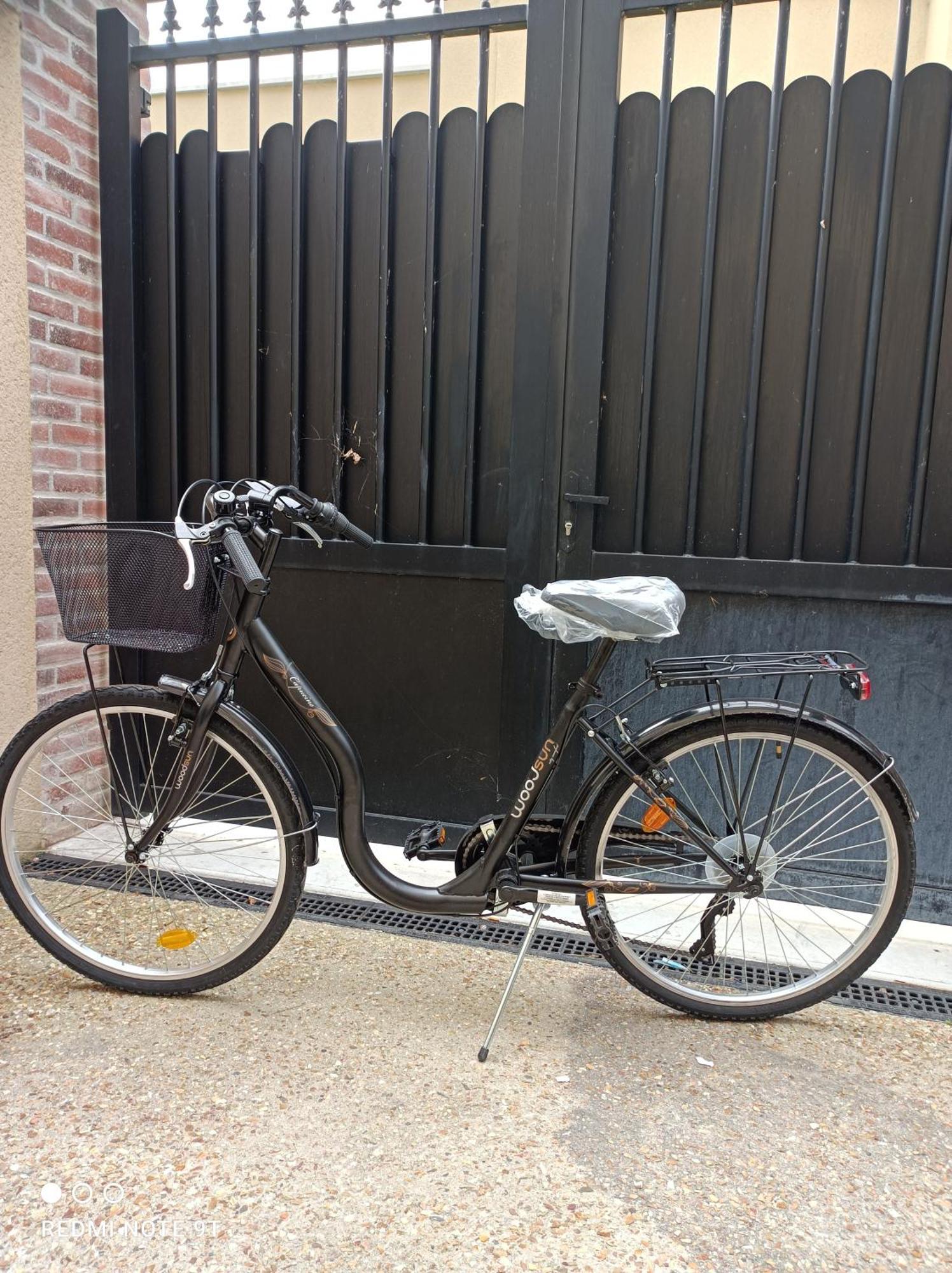 Loft Haut De Gamme Centre Montargis, Place De Parking, Local A Velos, Linge De Lits Et Serviettes, Coin Riviere Amenage, Hamac, Epicerie, Velos En Option, Tout Confort Jusqu'A 4 Voyageurs Exteriör bild